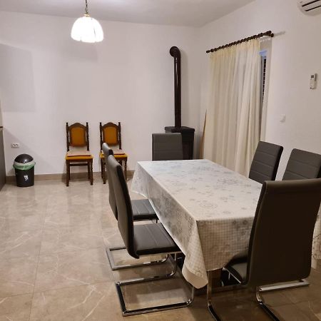 Apartman Gilan Seget Vranjica Kültér fotó