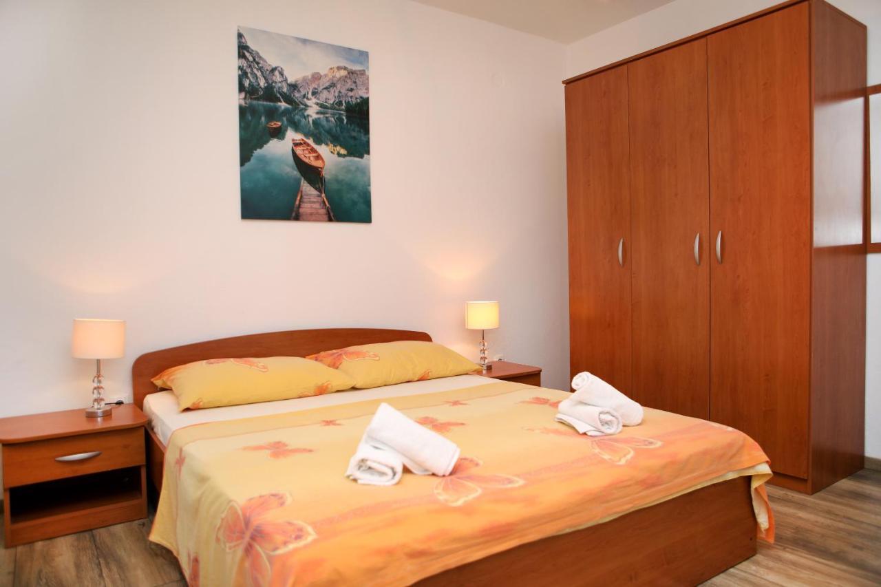 Apartman Gilan Seget Vranjica Kültér fotó