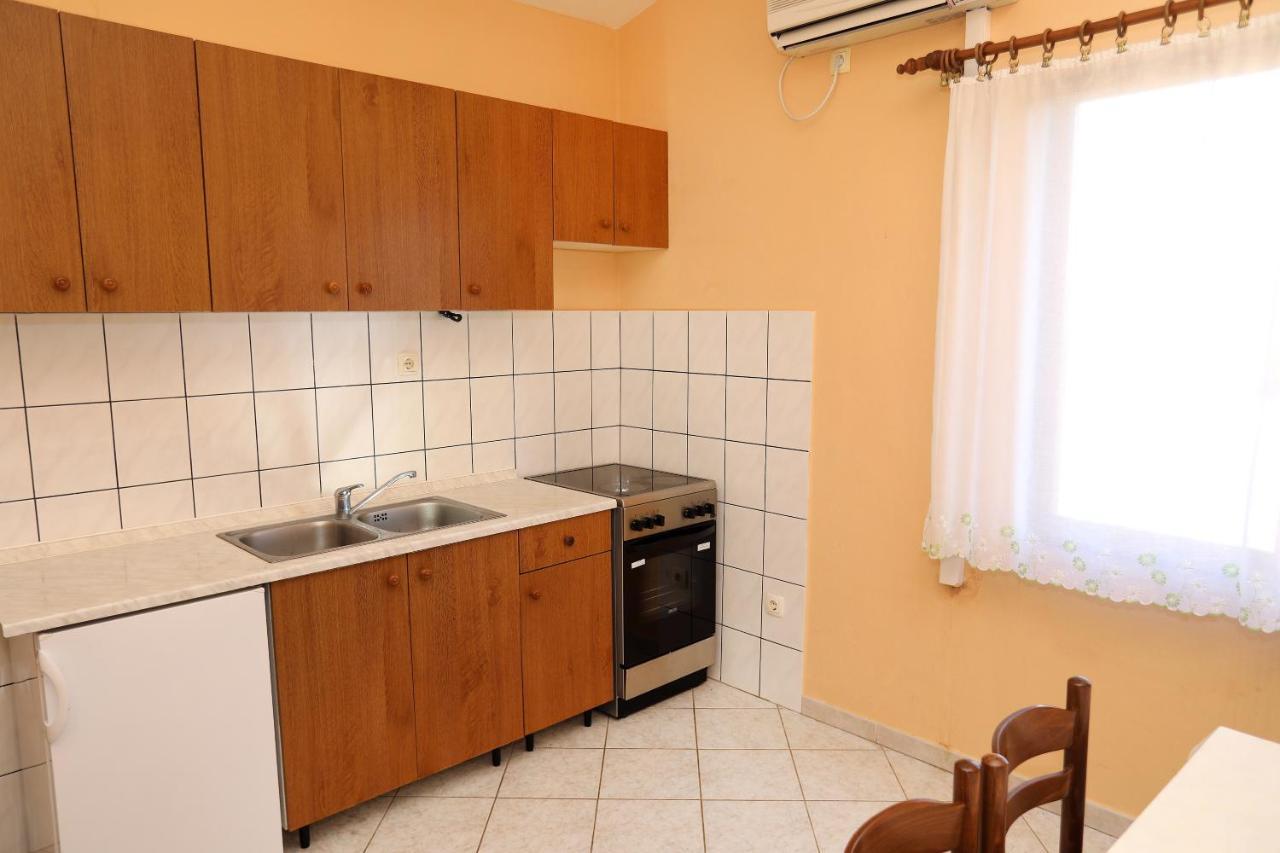 Apartman Gilan Seget Vranjica Kültér fotó
