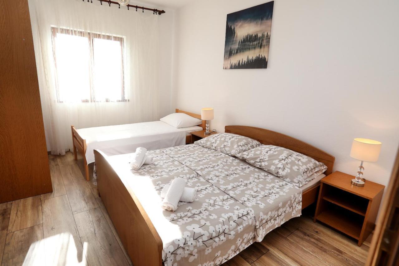 Apartman Gilan Seget Vranjica Kültér fotó