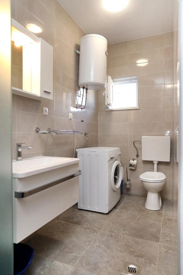 Apartman Gilan Seget Vranjica Kültér fotó