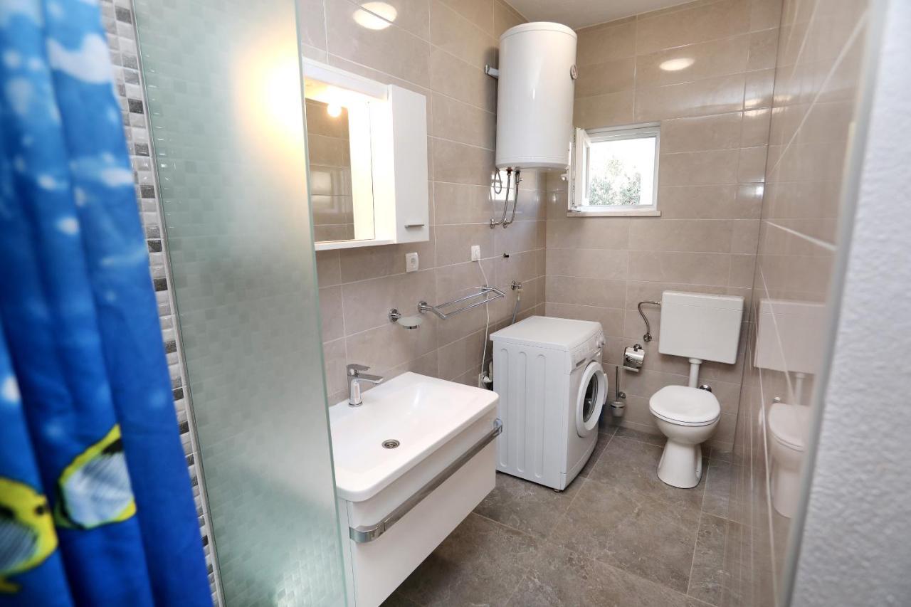 Apartman Gilan Seget Vranjica Kültér fotó