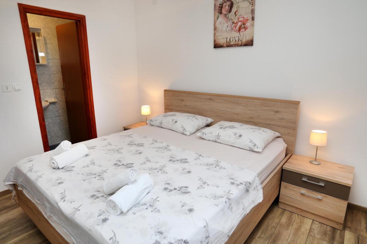 Apartman Gilan Seget Vranjica Kültér fotó