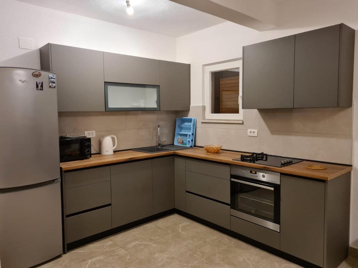 Apartman Gilan Seget Vranjica Kültér fotó