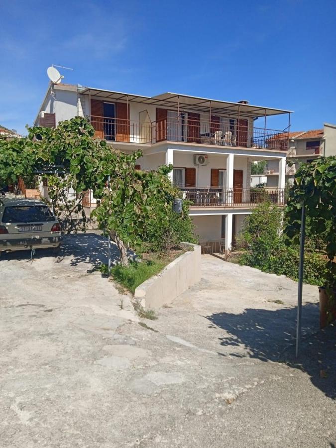 Apartman Gilan Seget Vranjica Kültér fotó